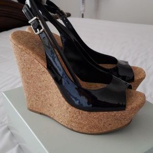 Jessica Simpson black patent wedge